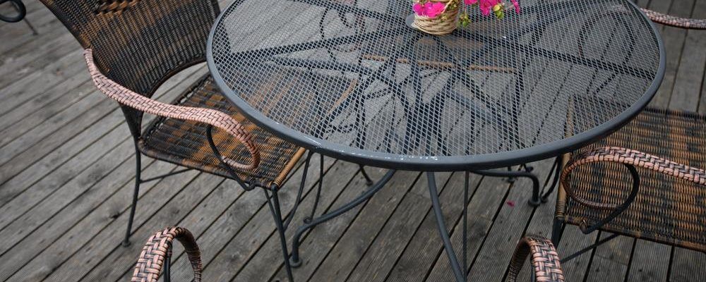 Advantages of picking patio furniture for sale