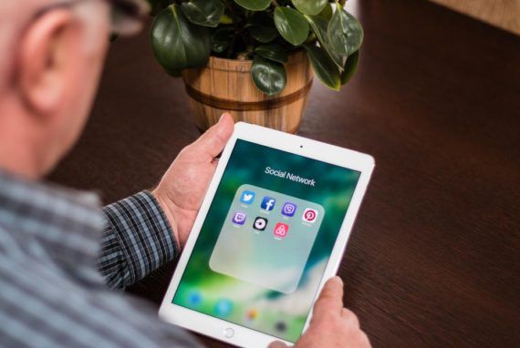 An overview of the Apple iPad