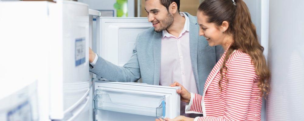 Pros and cons of bottom freezer refrigerators