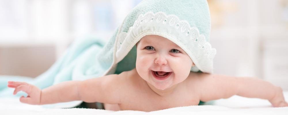 Tips to choose the right bathing products for your baby